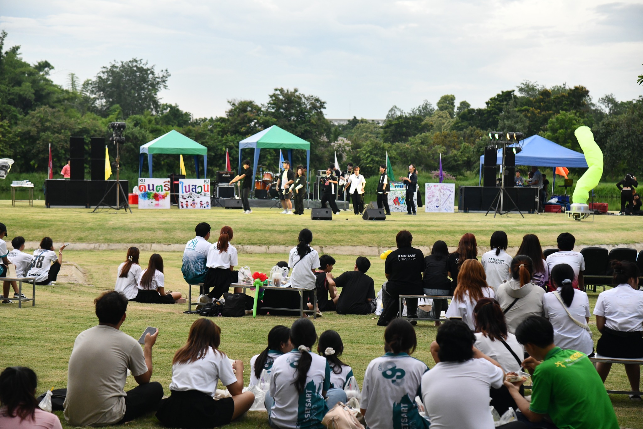 มก.กพส.ส่งเสริมกิจกรรมนิสิต จัดกิจกรรมดนตรีในสวน “Music in the Gardens” ครั้งที่ 2